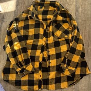 Wild Fable Yellow and Black Plaid Button Down Shirt